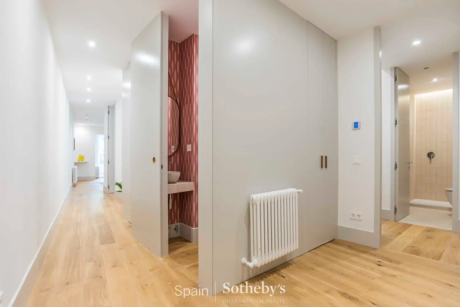 Apartments for sale in Madrid  with Air Conditioner and Heating