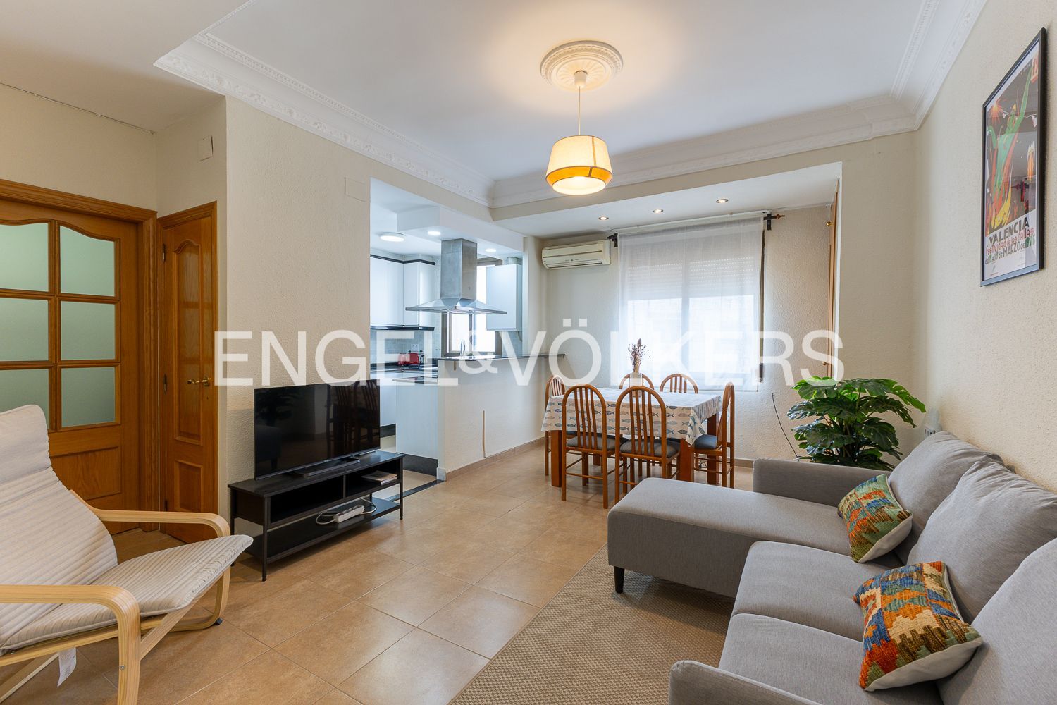 Apartment to rent in Carrer del Penyagolosa, Mont-Olivet