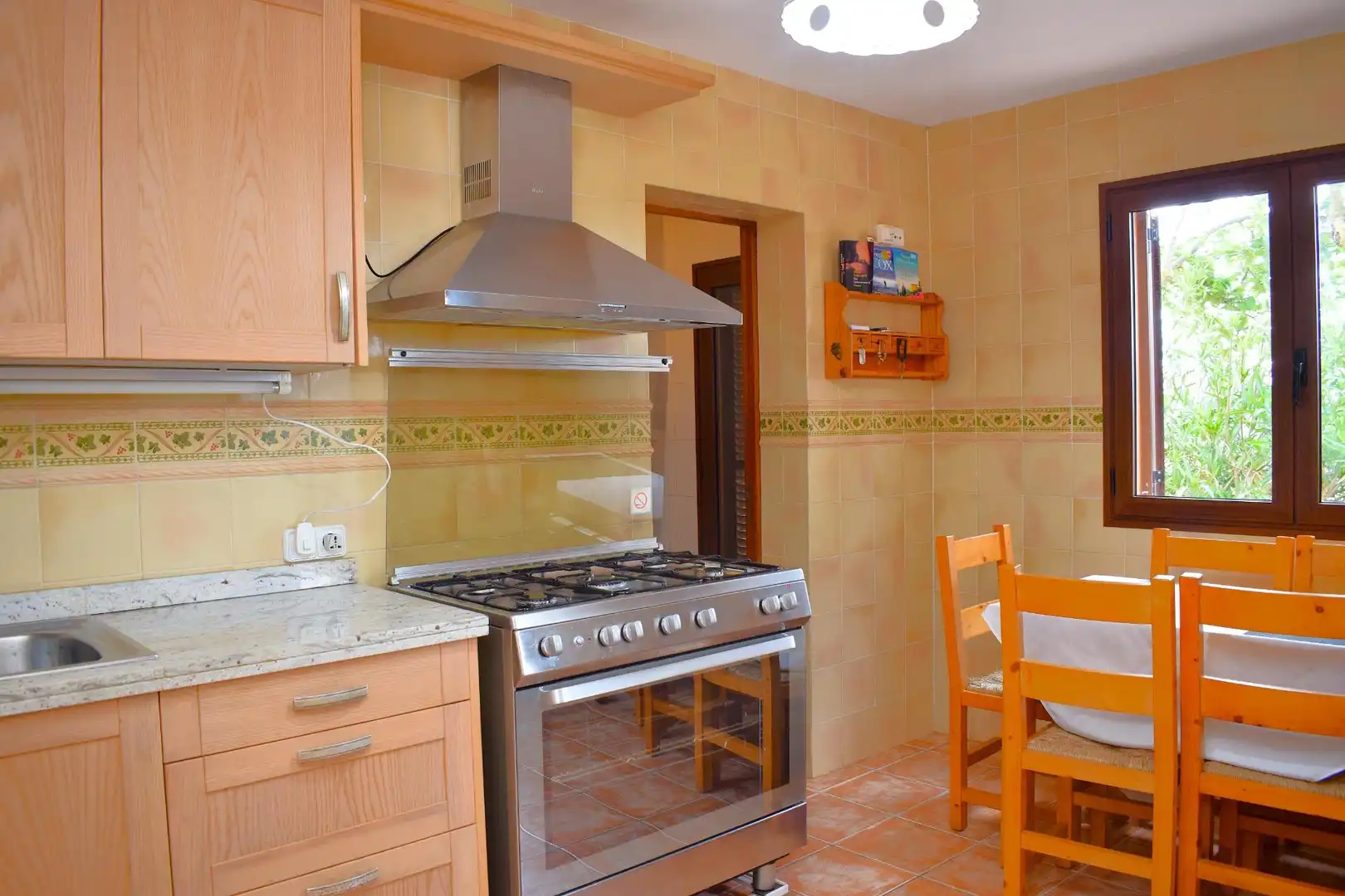 Küche von Country house zur Miete in Sa Pobla mit Privatgarten, Terrasse und Möbliert