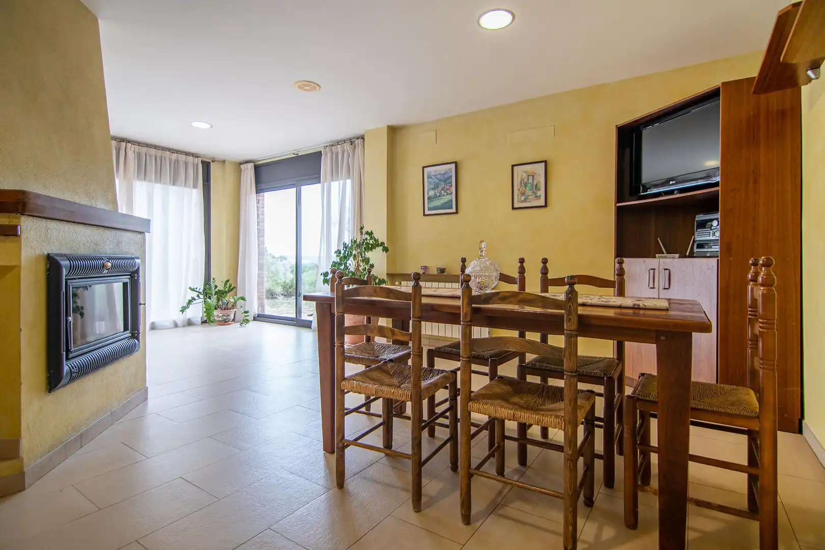 Comedor de Casa o chalet en venta en Palau de Santa Eulàlia con Aire acondicionado, Calefacción y Jardín privado