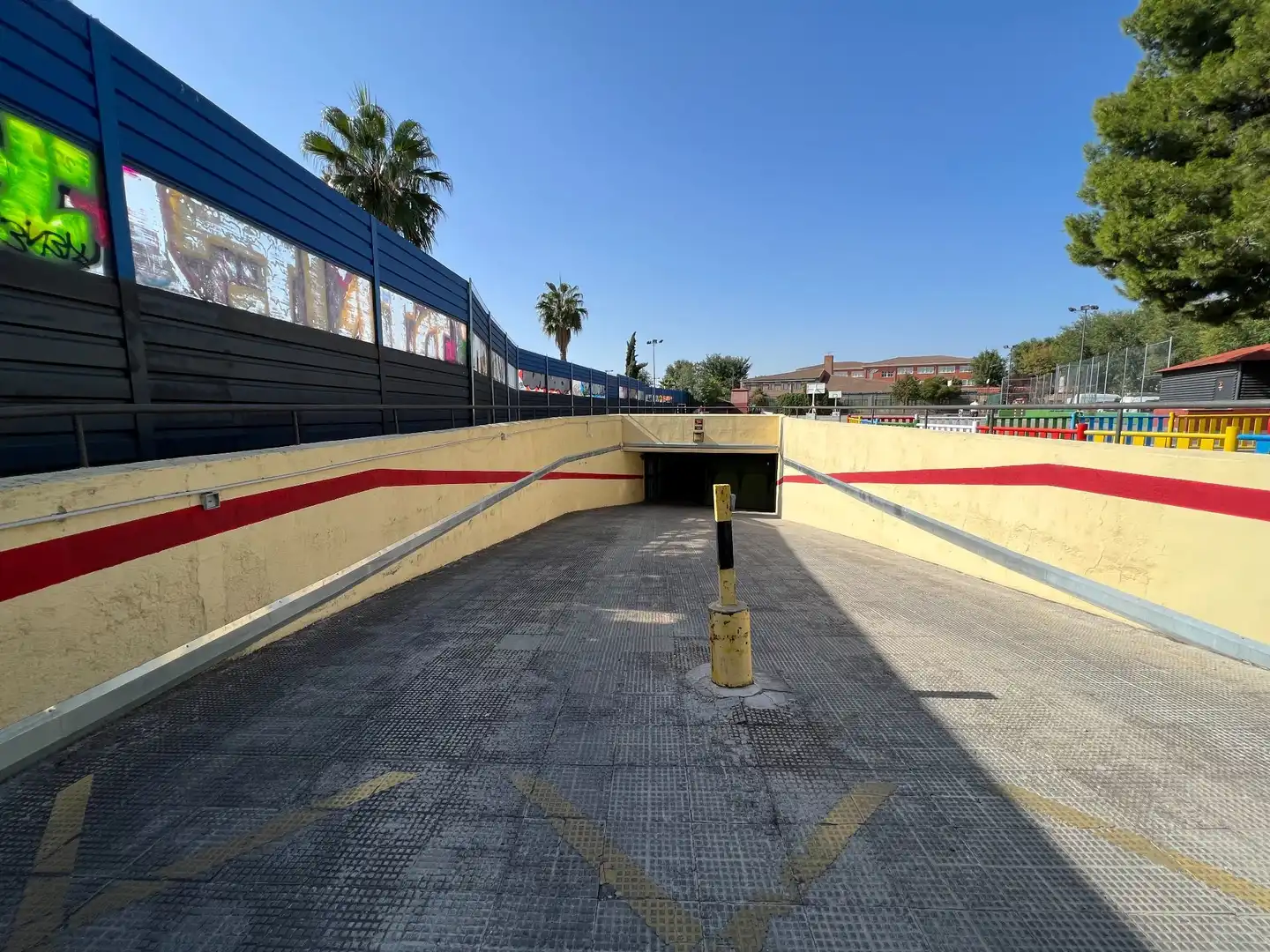 Außenansicht von Garage zur Miete in Getafe