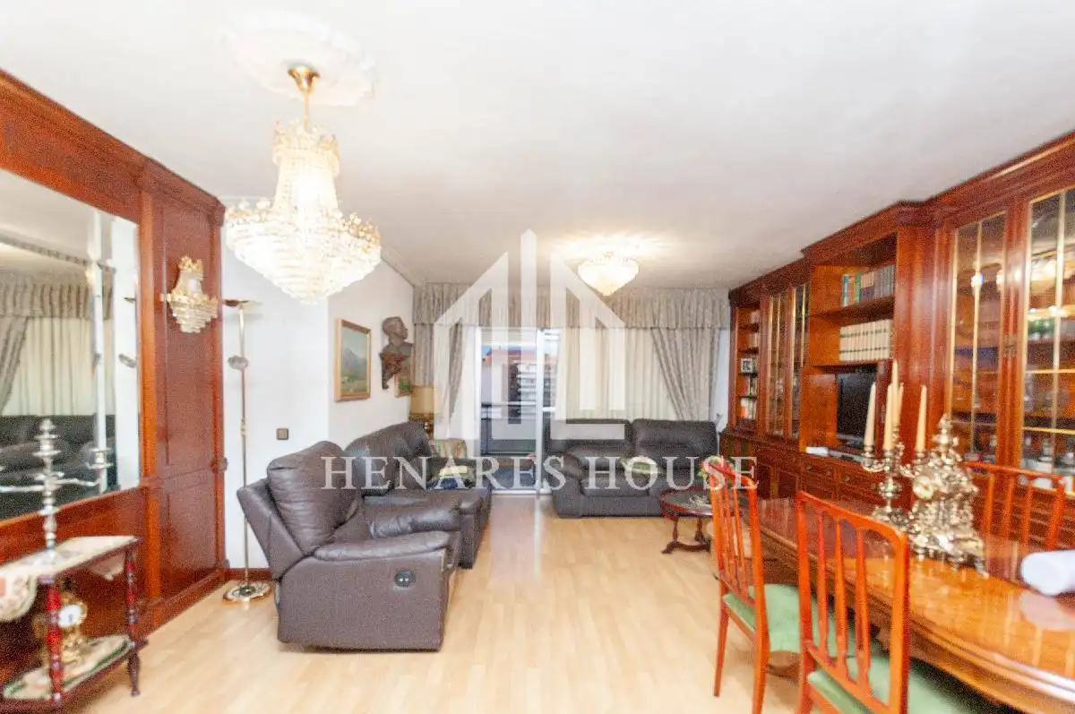 Piso con ascensor en venta en Estación - Parque O'Donnell, imagen 2