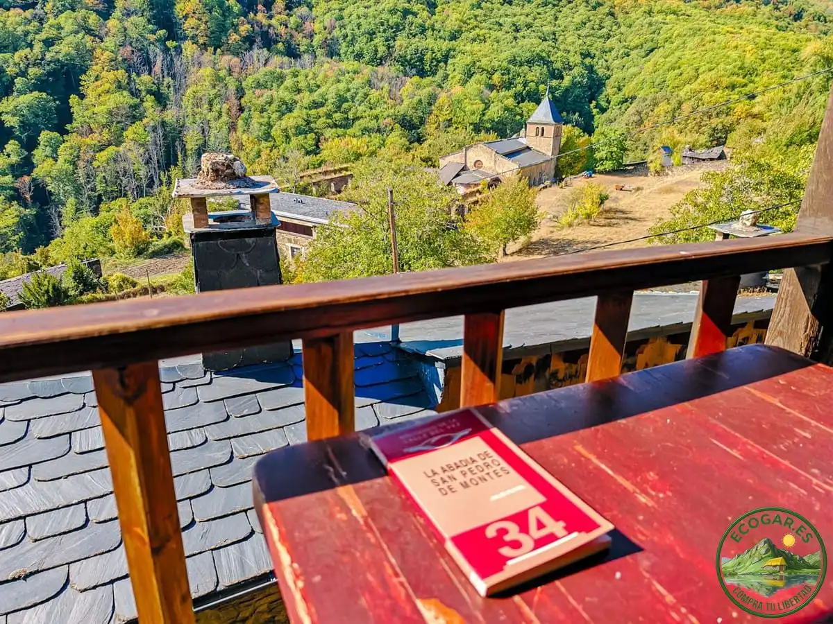Terrassa de Casa o xalet en venda en Ponferrada amb Calefacció, Jardí privat i Parquet