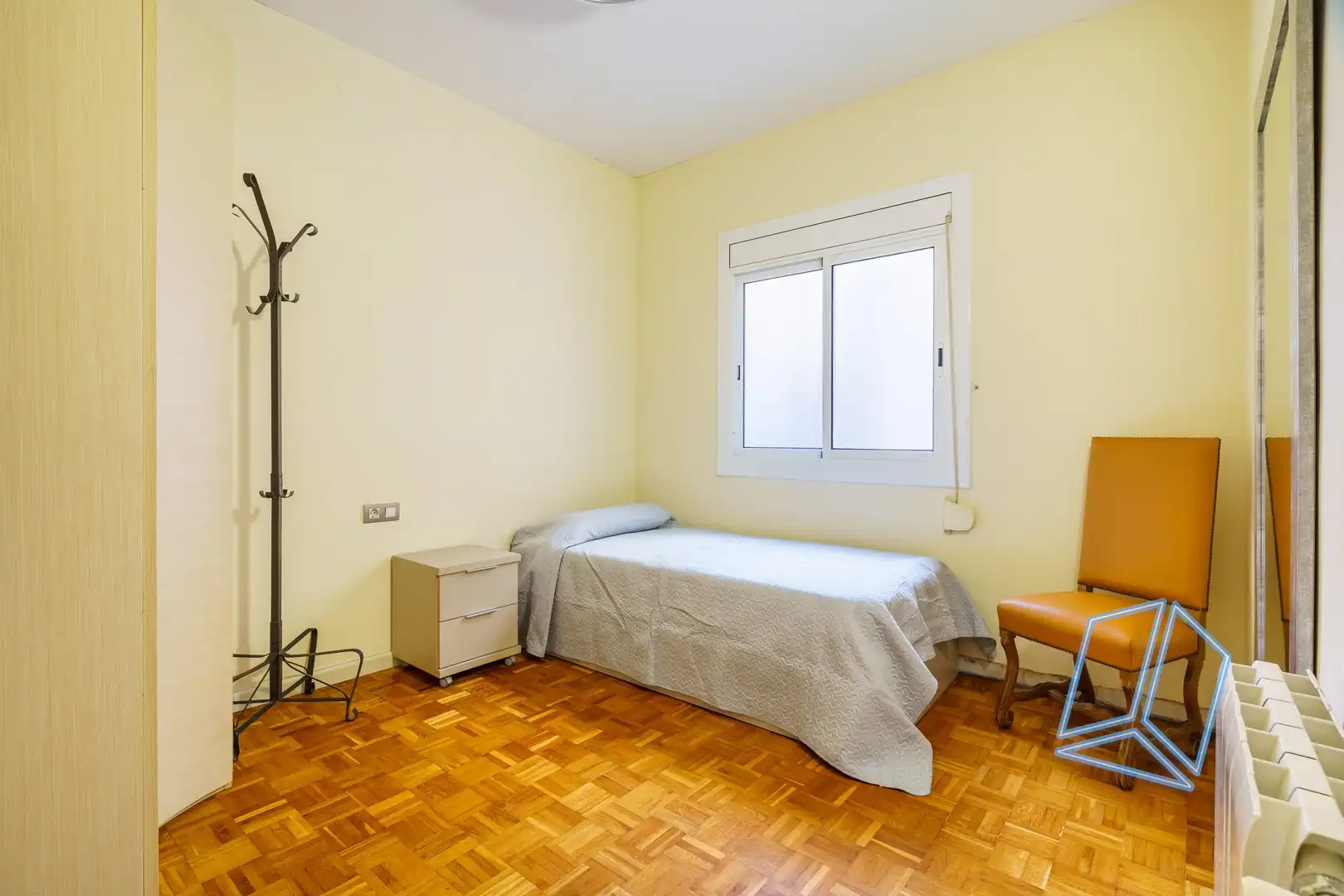 Schlafzimmer von Wohnung zum Verkauf in Gavà mit Abstellraum und Balkon