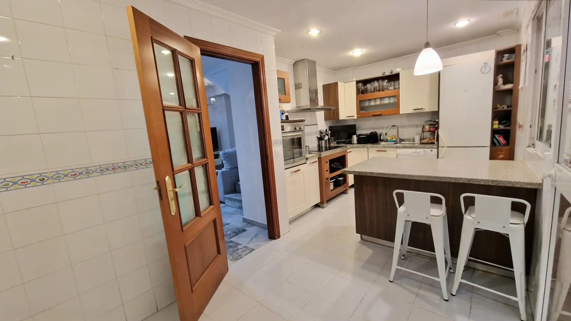 Cocina de Casa adosada en venta en Mairena del Aljarafe con Aire acondicionado