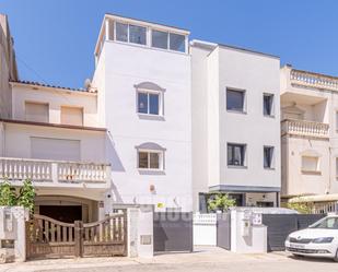 Exterior view of Single-family semi-detached for sale in Empuriabrava  with Air Conditioner, Heating and Storage room