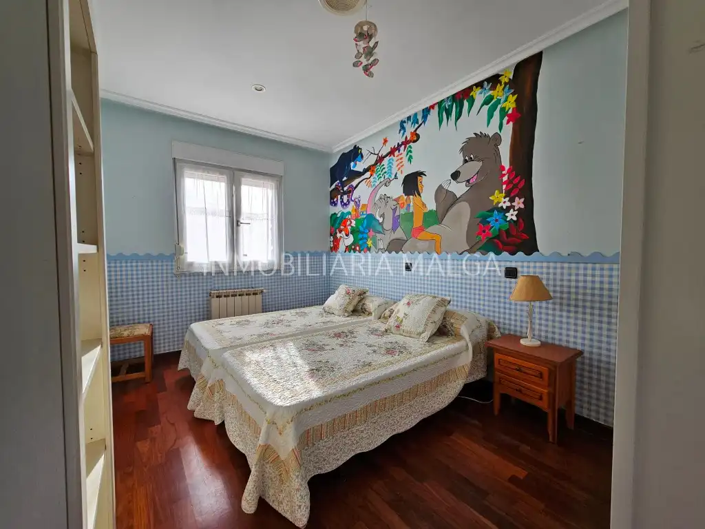 Habitación de Casa o chalet en venta en Colunga con Calefacción, Jardín privado y Parquet