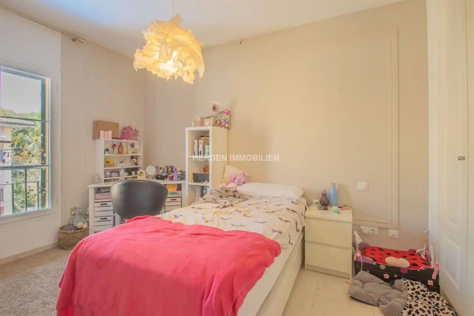 Schlafzimmer von Dachboden zum Verkauf in Calvià mit Klimaanlage, Heizung und Terrasse