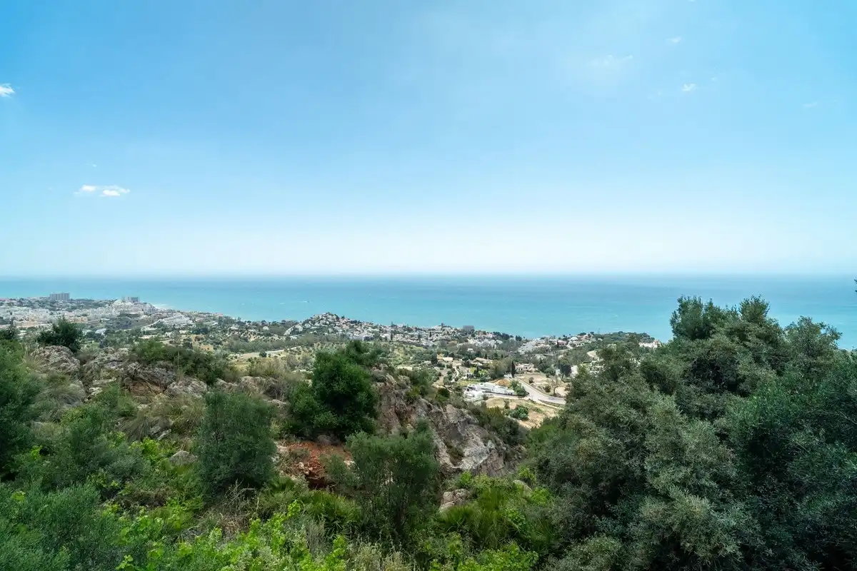 Ground floor for sale in Benalmádena  with Terrace and Community pool