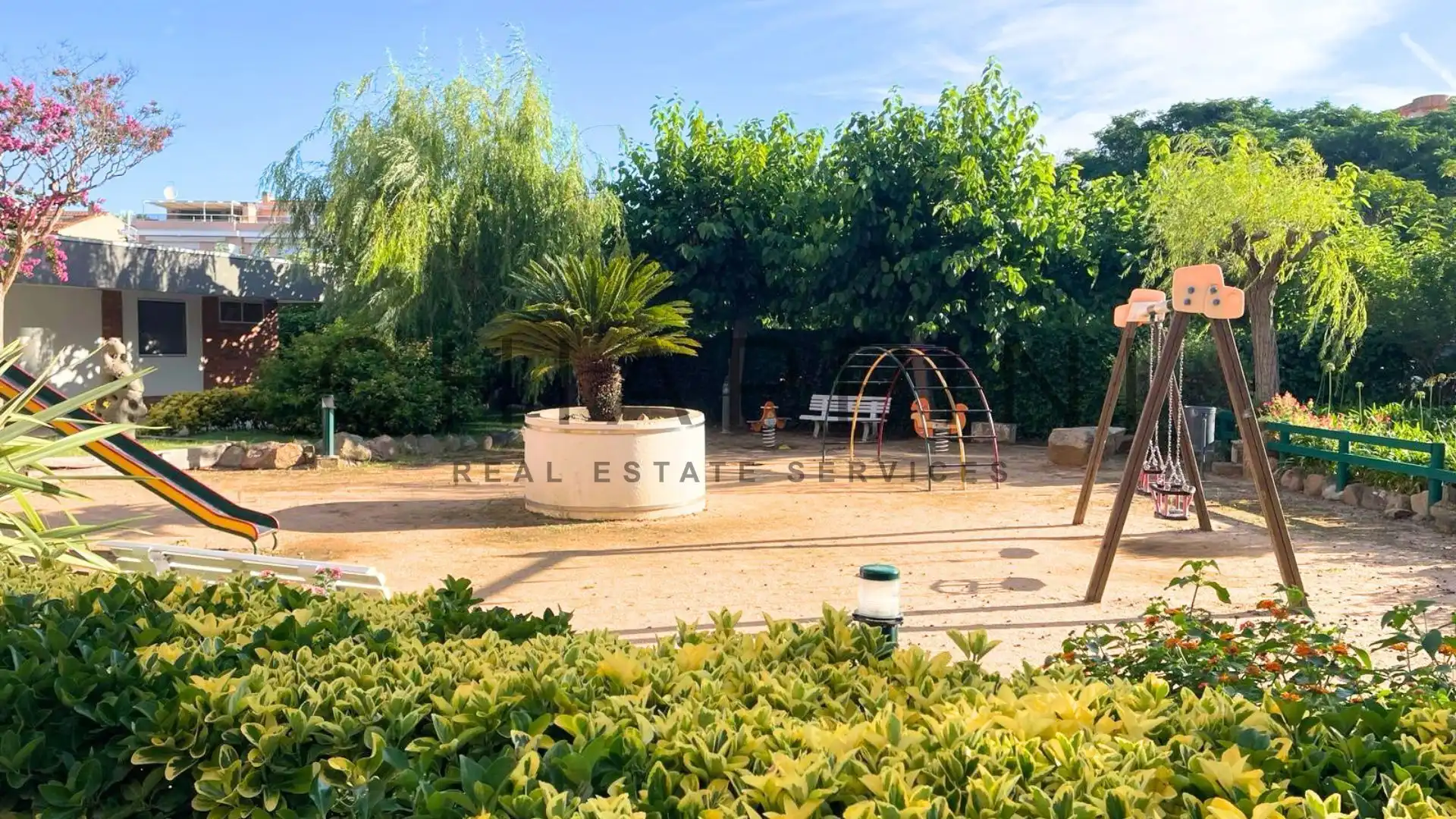 Jardín de Apartamento en venta en Castell d'Aro, Platja d'Aro i s'Agaró con Aire acondicionado, Calefacción y Terraza