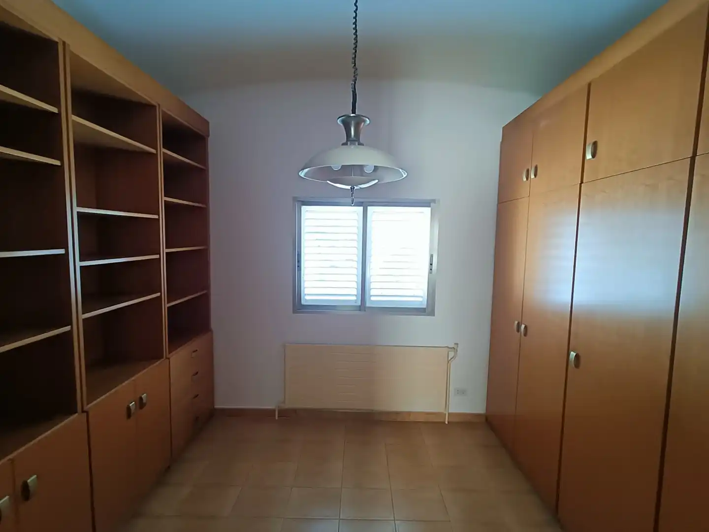 Schlafzimmer von Einfamilien-Reihenhaus zur Miete in Girona mit Heizung, Privatgarten und Terrasse
