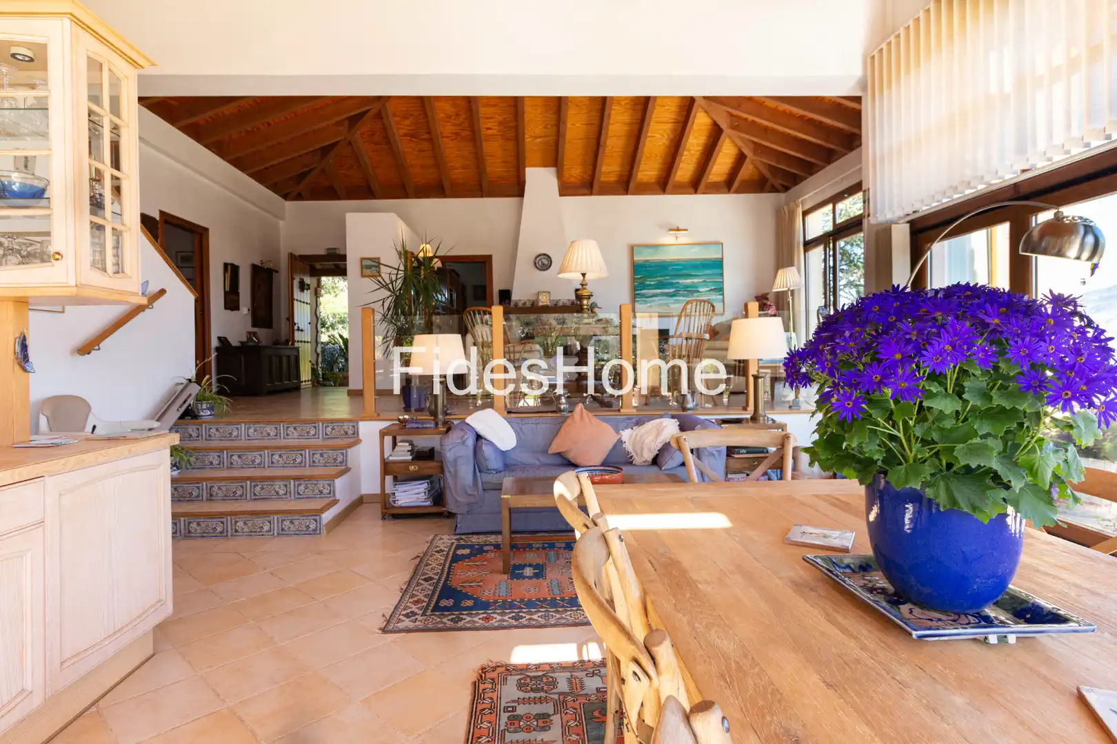 Sala d'estar de Finca rústica en venda en Villamena amb Aire condicionat, Calefacció i Jardí privat