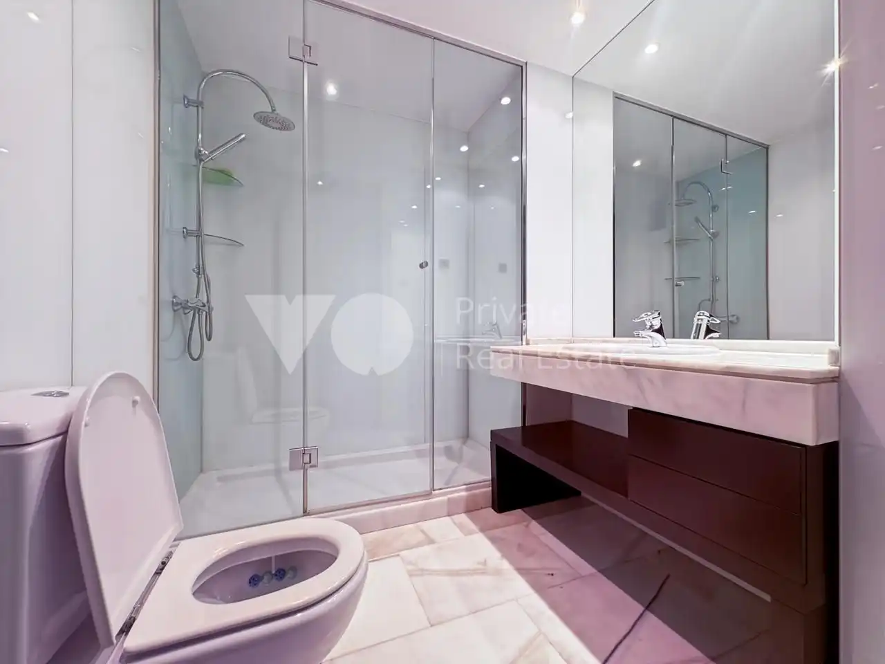 Bathroom of Ground floor for rent in Majadahonda  with Air Conditioner, Heating and Terrace