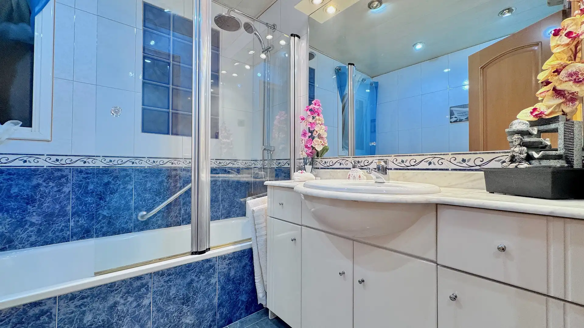 Flat for sale in de la Mare de Déu del Coll, imagen 7