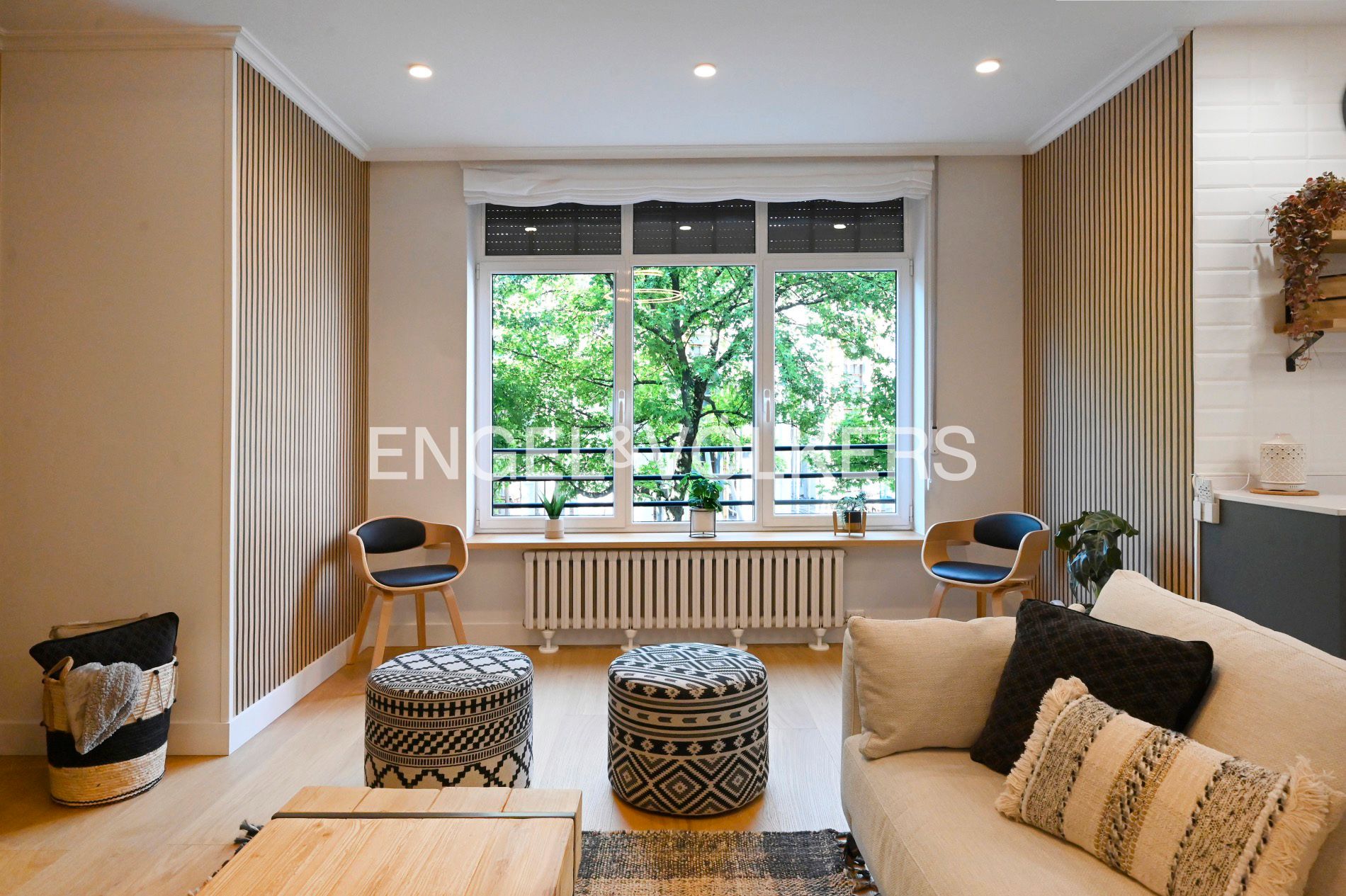 Sala de estar de Apartamento en venta en Santander con Calefacción, Trastero y Amueblado