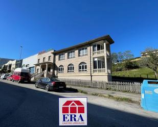 Exterior view of Building for sale in Castro-Urdiales