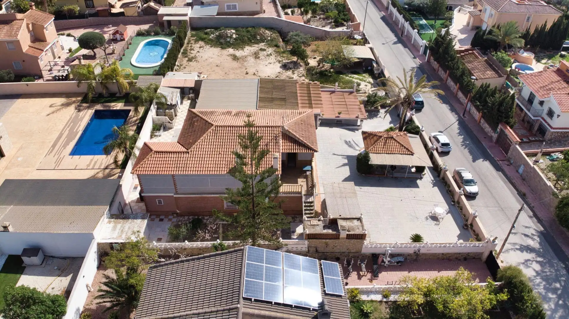 Exterior view of Houses for sale in San Vicente del Raspeig / Sant Vicent del Raspeig
