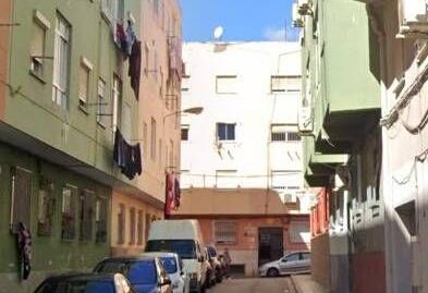 Photo 2 of Flat for sale in Calle Jose Garat, La Chanca - Pescadería, Almería