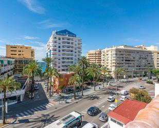 Vista exterior de Casa o xalet de lloguer en Marbella amb Aire condicionat i Terrassa