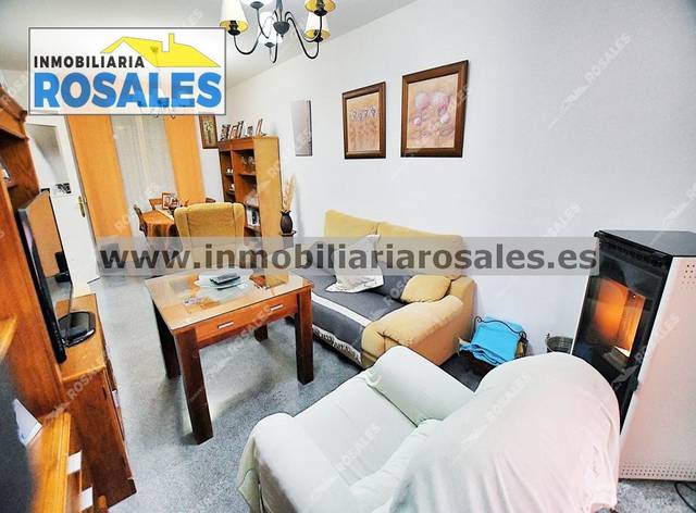 Casa-chalet en Venta en Zuheros