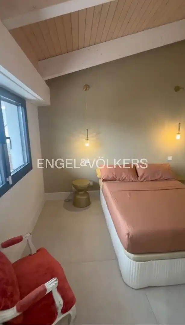 Habitación de Casa adosada de alquiler en Boadilla del Monte con Aire acondicionado, Calefacción y Jardín privado