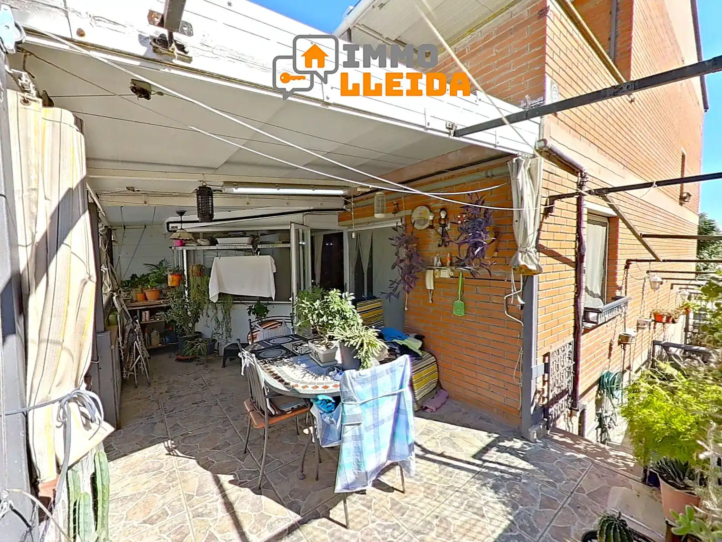 Adossat amb piscina en venda a Calle AGRAMUNT 23, imagen 12