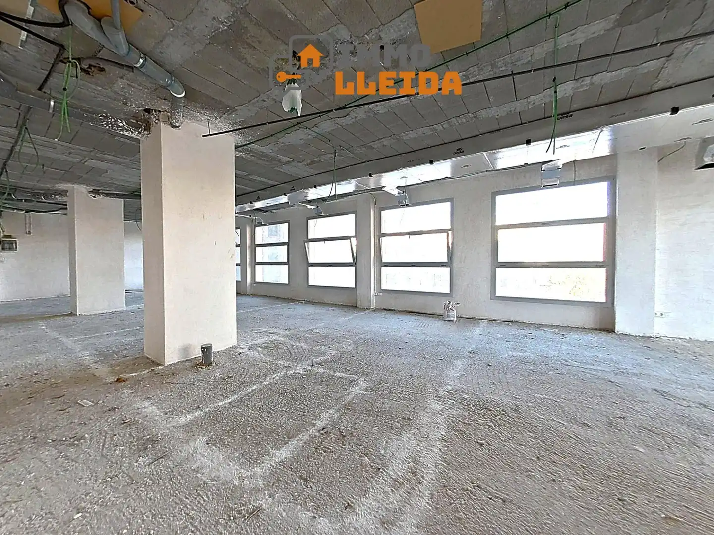 Local comercial de lloguer a Avenida Avinguda Països Catalans 43, imagen 12