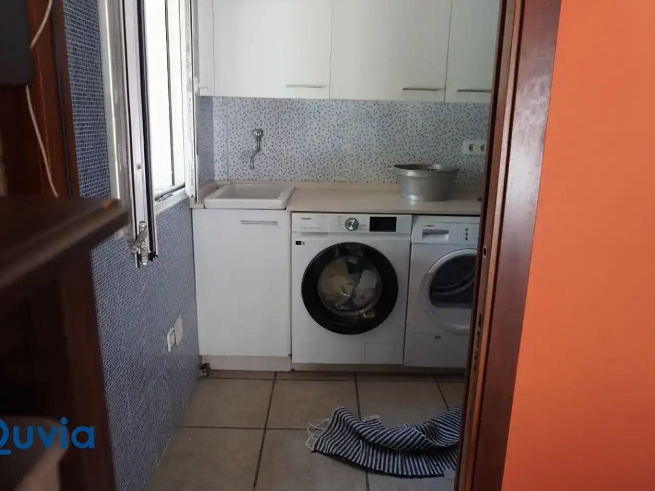 Cuina de Pis per a compartir en Oleiros amb Jardí privat, Parquet i Traster