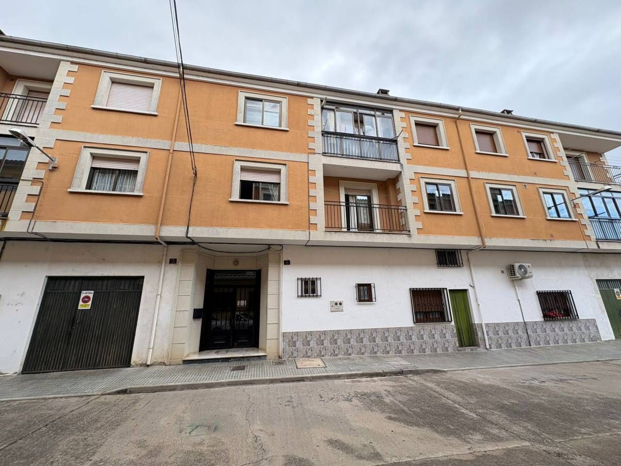 Außenansicht von Wohnung miete in Ciudad Rodrigo mit Heizung, Möbliert und Balkon