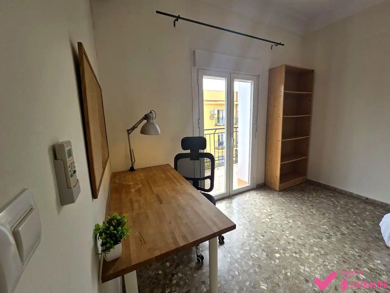 Bedroom of Flat for rent in Sevilla  with Air Conditioner, Terrace and Furnished