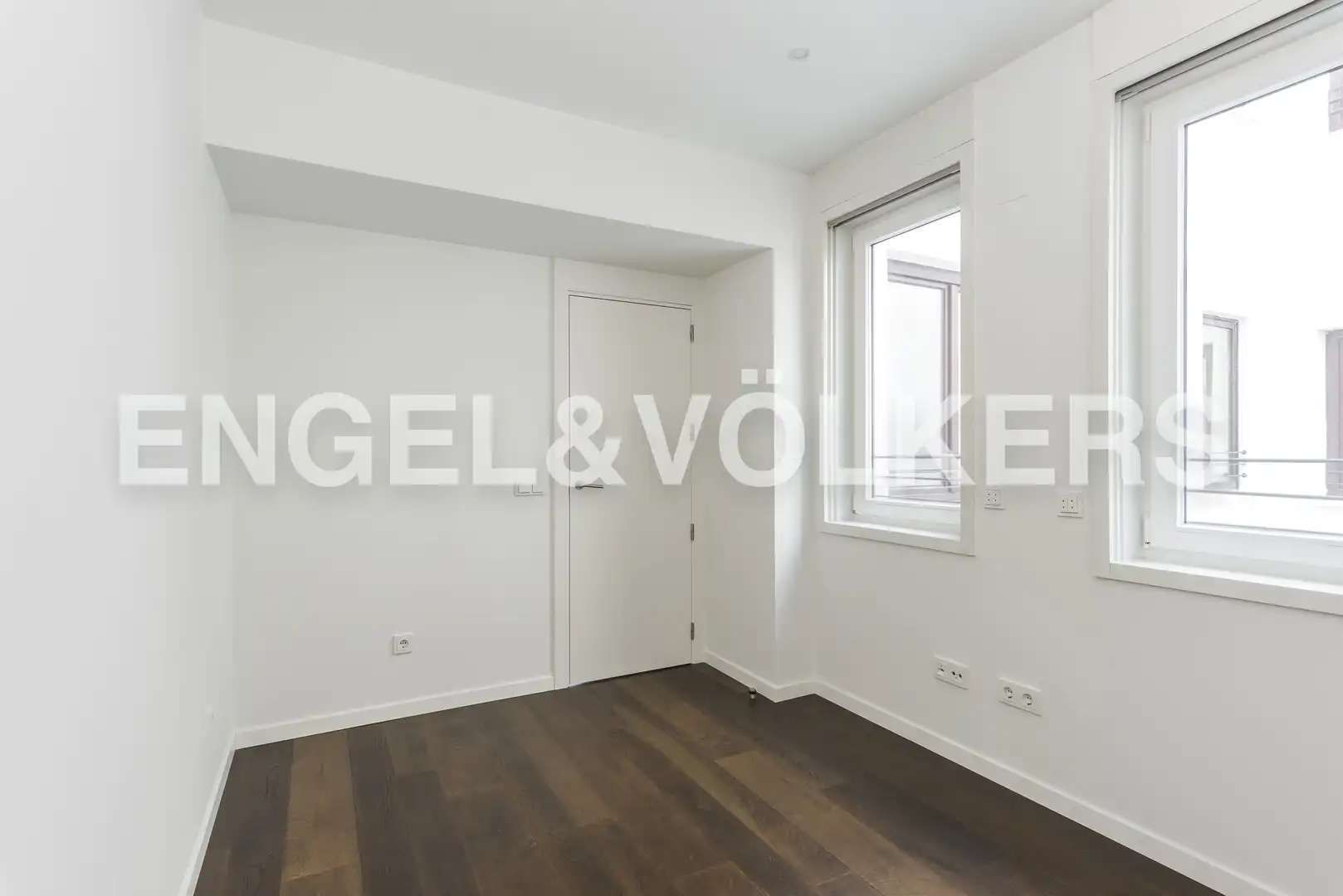 Dormitori de Apartament en venda en Madrid amb Aire condicionat, Calefacció i Piscina