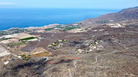 Venta de suelo agrícola de 3.706 m2 en Chío, Guía de Isora. Terreno apto para la agricultura intensiva. Se permite construir un cu