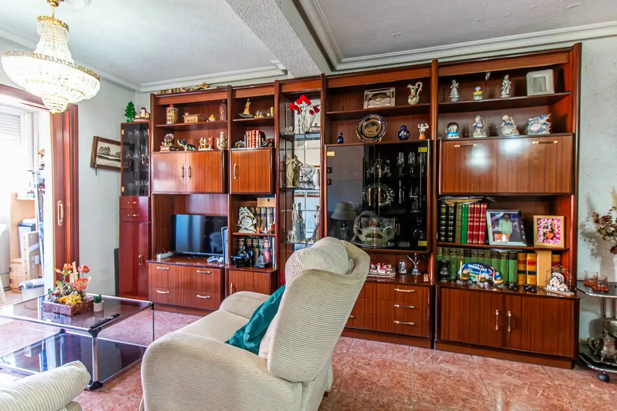 Flat with lift for sale in Calle de Fenelón 15, imagen 2