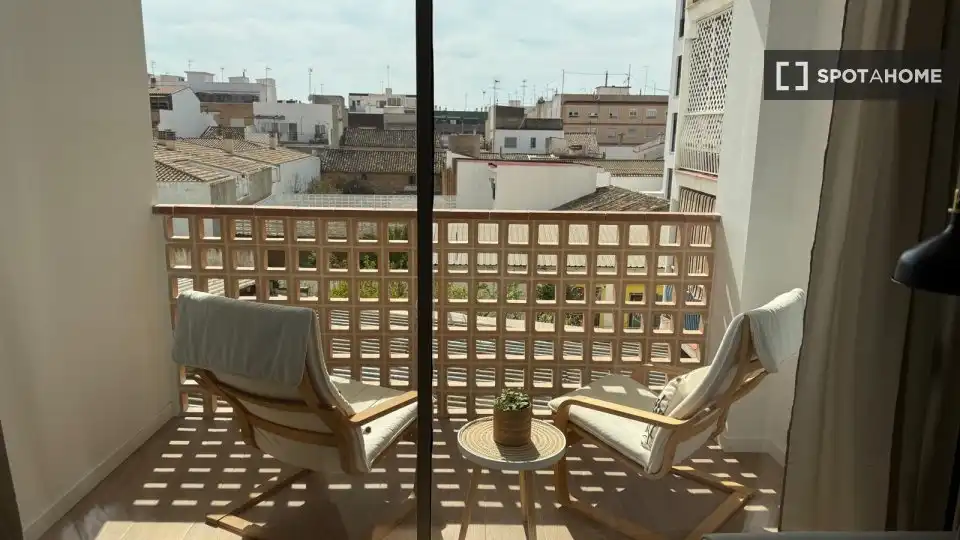 Terraza de Piso de alquiler en Paterna con Aire acondicionado, Calefacción y Amueblado