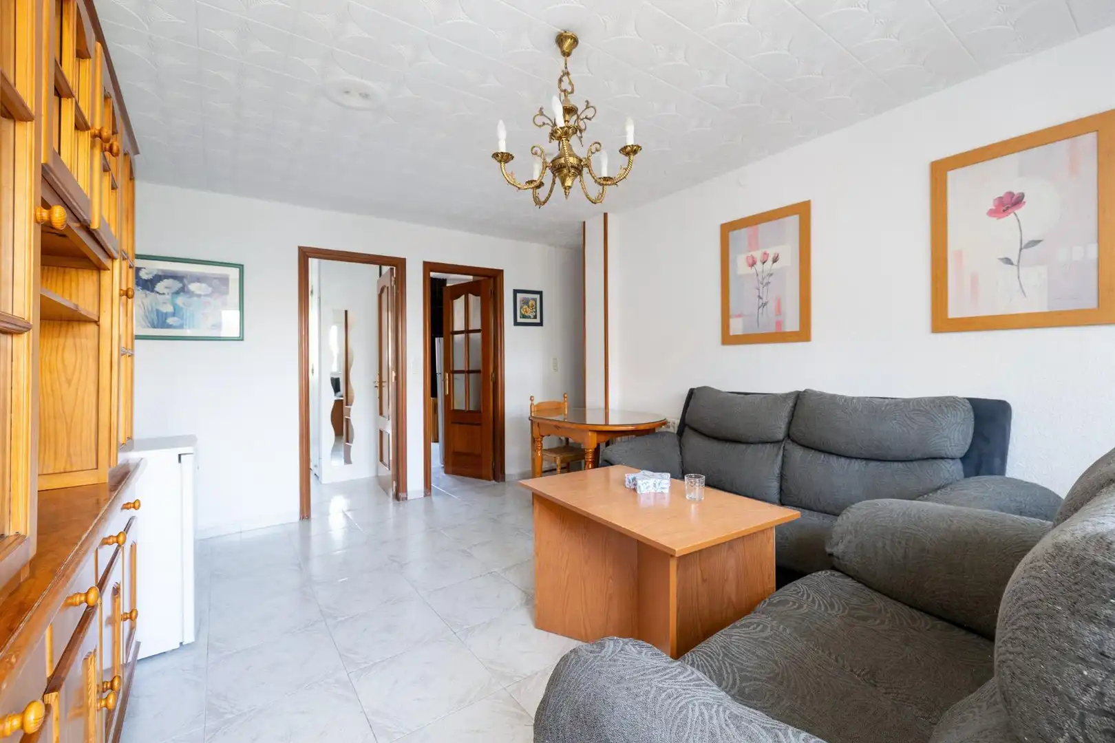 Sala d'estar de Pis en venda en Granada amb Calefacció, Terrassa i Traster