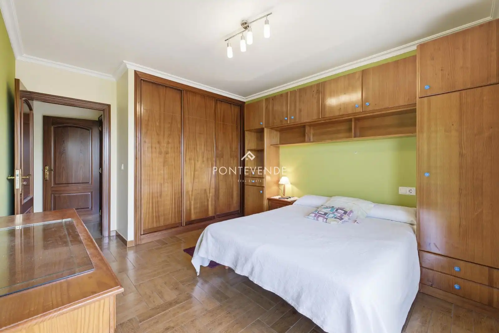 Habitación de Casa o chalet en venta en Marín con Calefacción, Terraza y Trastero