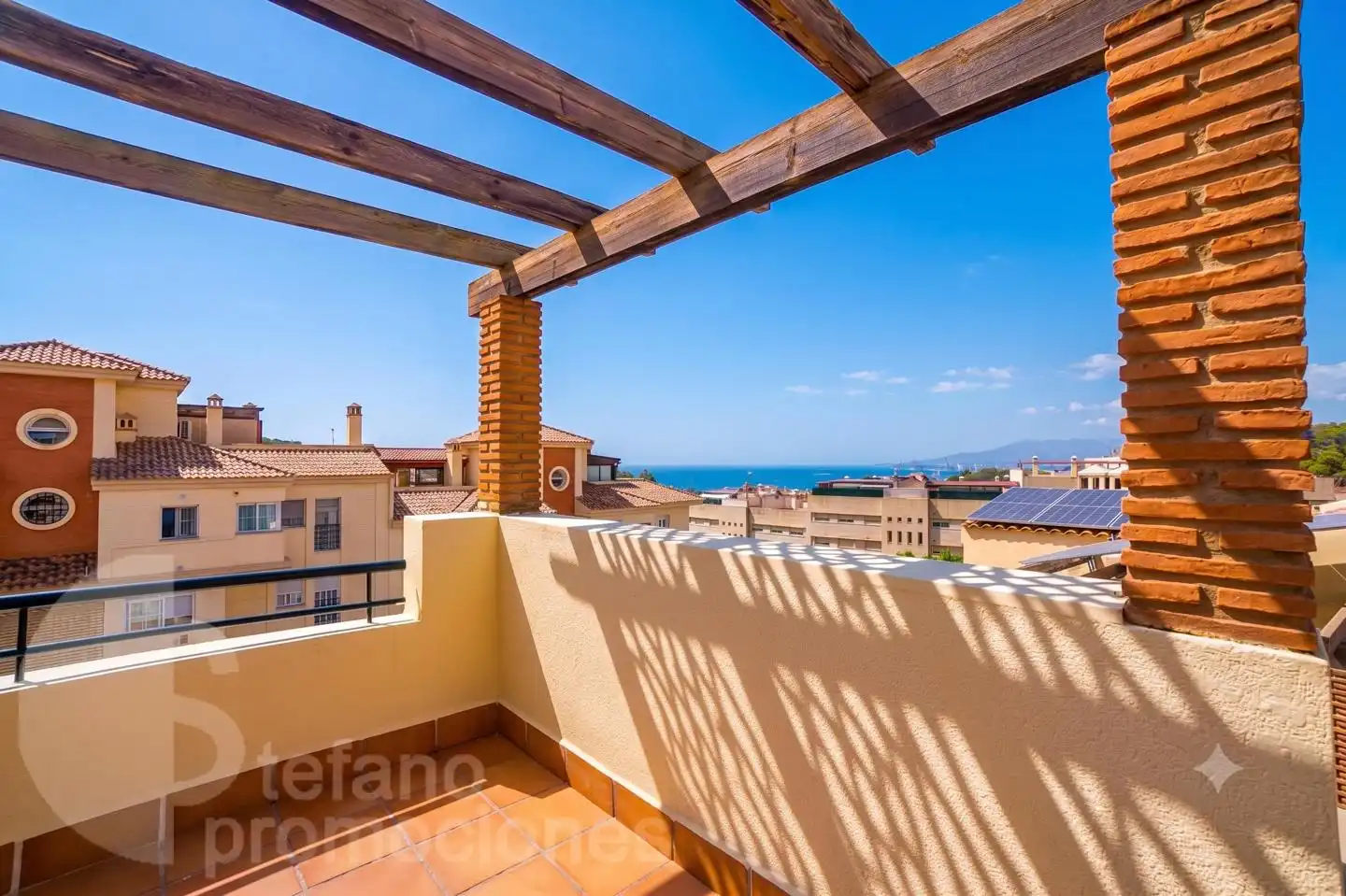 Terraza de Casa adosada en venta en Málaga con Aire acondicionado, Calefacción y Jardín privado