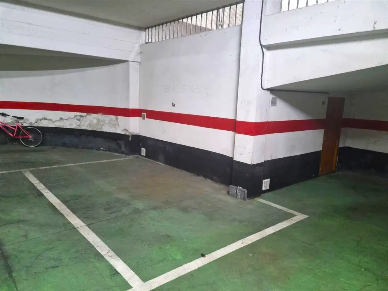 Garaje en venta en DE PALENCIA, Universidad - Las Huelgas