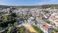 Vista exterior de Casa o xalet en venda en El Castillo de las Guardas amb Terrassa i Traster