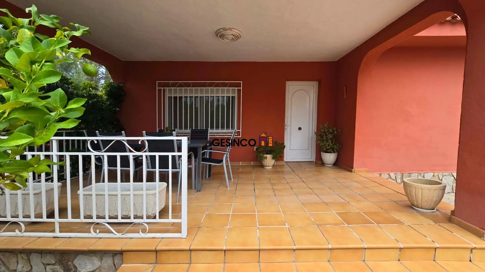 Exterior view of Houses for sale in Ontinyent  with Air Conditioner, Private garden and Storage room