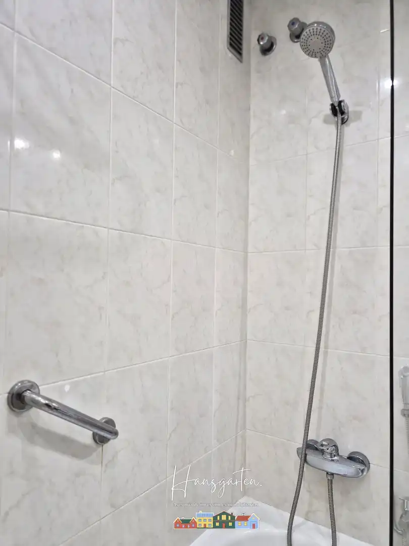 Badezimmer von Wohnung zum Verkauf in Santa Brígida mit Heizung und Möbliert