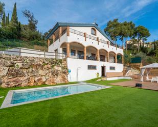 Jardí de Casa o xalet en venda en Santa Susanna amb Aire condicionat, Calefacció i Terrassa