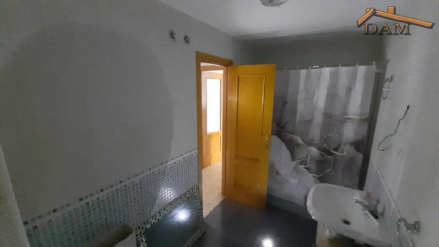 Badezimmer von Wohnung zum Verkauf in Fuensalida