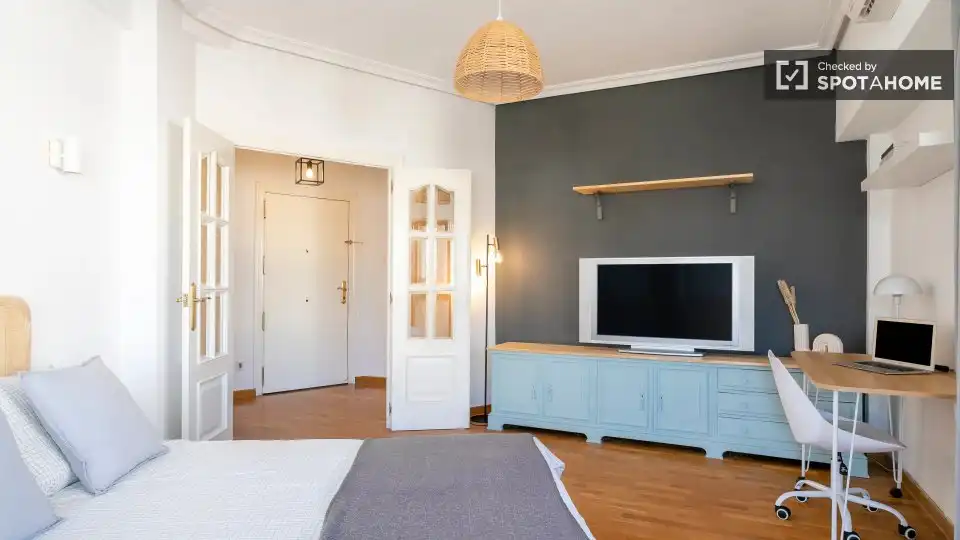 Bedroom of Flat for rent in Alicante / Alacant  with Air Conditioner, Heating and Furnished