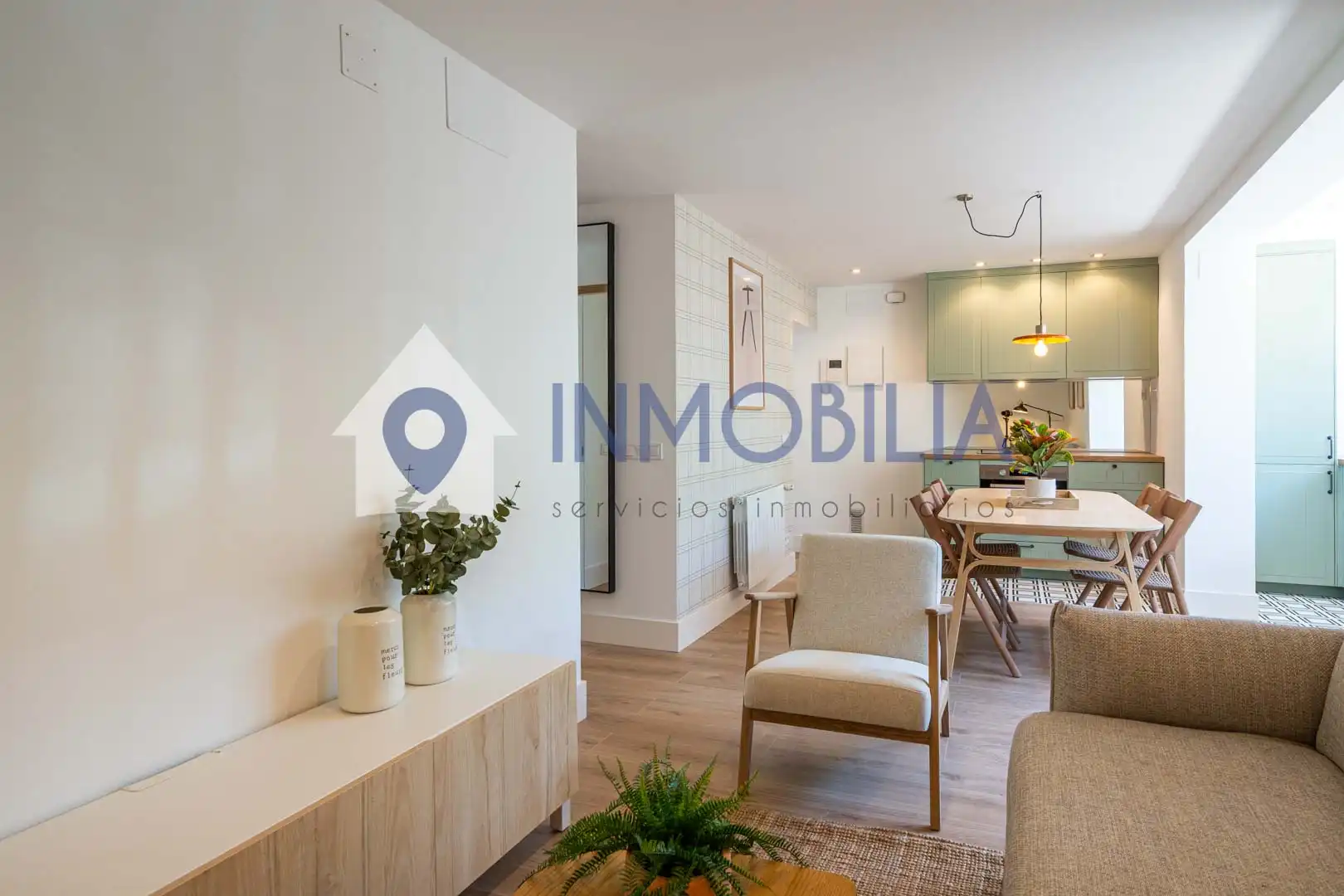 Bedroom of Flat for sale in Madrid  with Air Conditioner and Heating