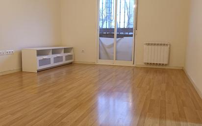 Living room of Flat for sale in Fuensalida  with Air Conditioner, Heating and Terrace