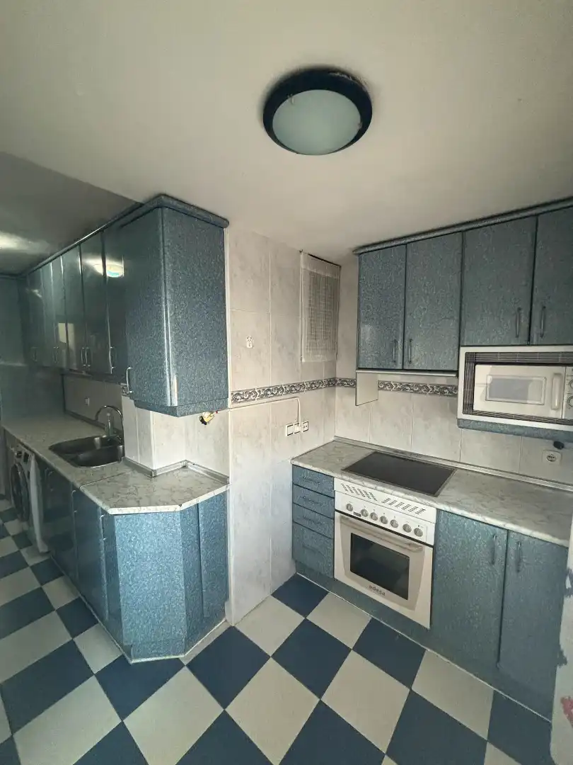 Cocina de Piso en venta en Fuenlabrada con Calefacción y Trastero