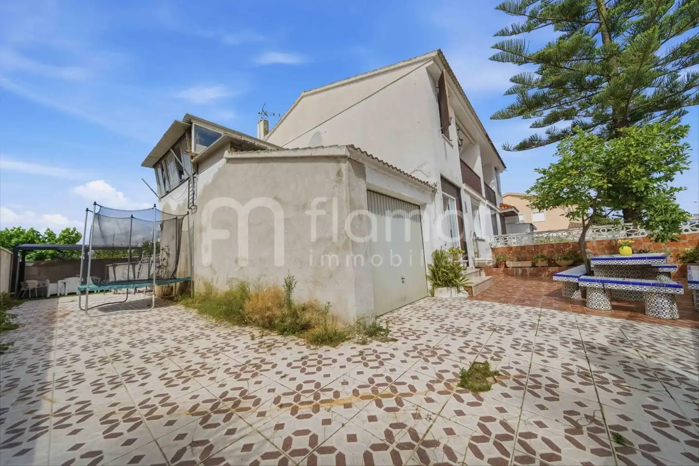 Vista exterior de Casa o xalet en venda en Reus amb Aire condicionat, Jardí privat i Balcó