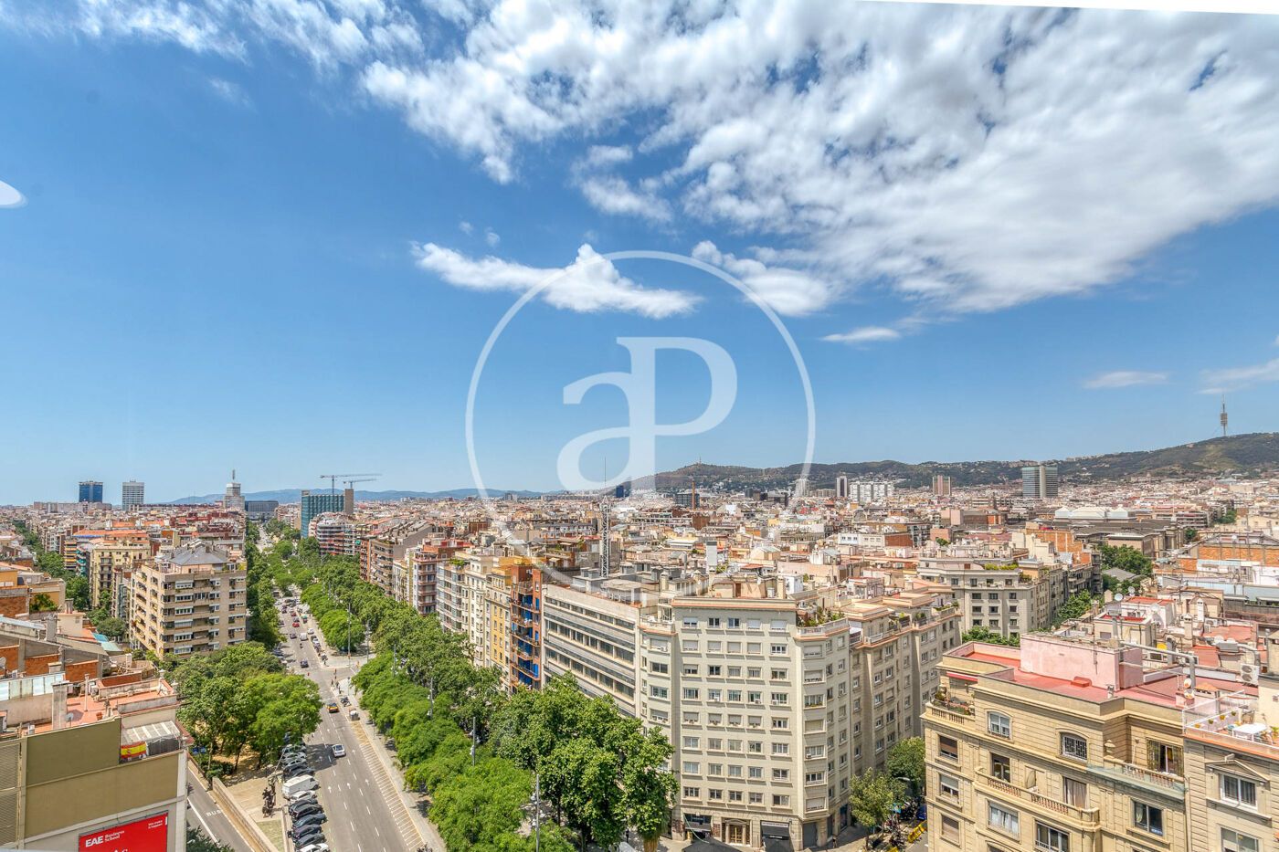 Exterior view of Flat for sale in  Barcelona Capital  with Heating, Private garden and Storage room
