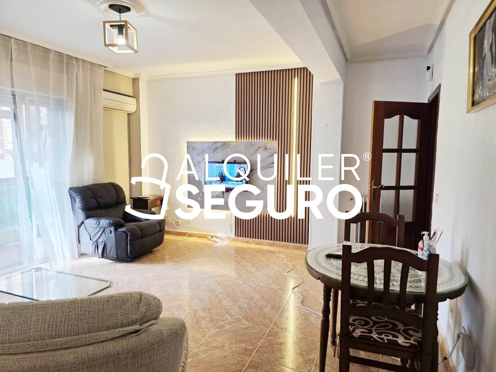 Sala d'estar de Pis de lloguer en Talavera de la Reina amb Aire condicionat, Calefacció i Terrassa